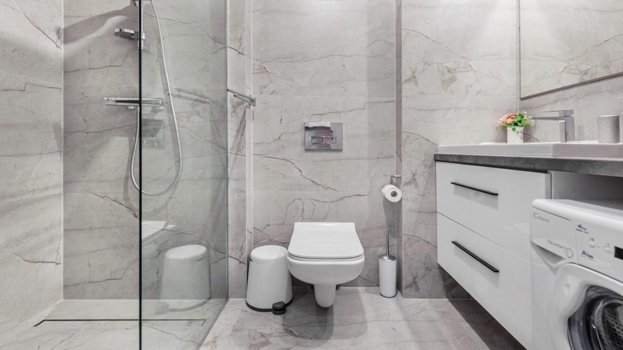 Apartament Blekitna Laguna Z Basenem - Ul Kasprowicza 20A - Holiday City Kołobrzeg Zewnętrze zdjęcie
